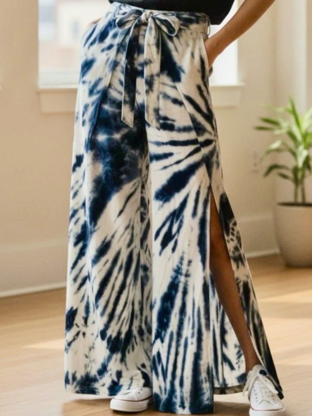 Young Fabulous & Broke Navy White Tie Dye Wide Leg Open Side Beach Pants Size M
